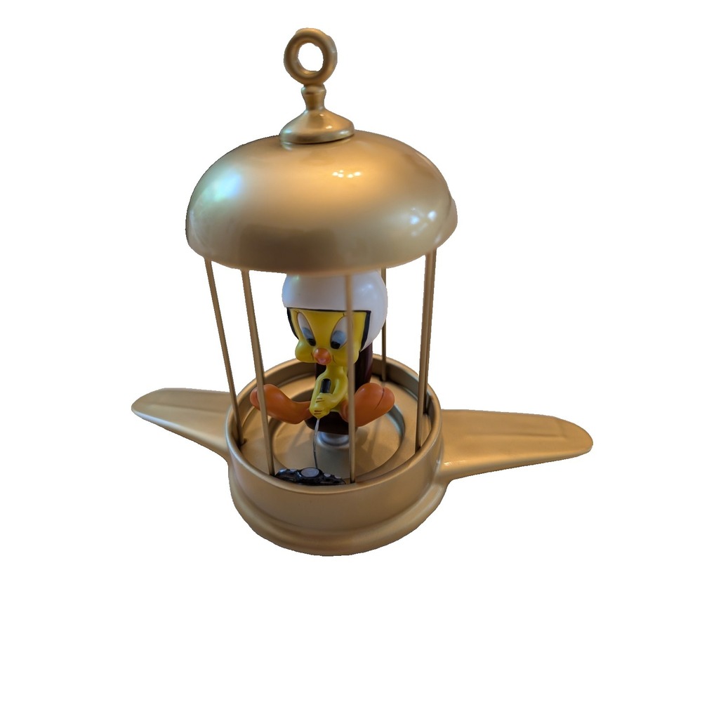 Looney Tunes Spotlight Collection Goebel Tweety "The Only Way To Fly" Jet 465125